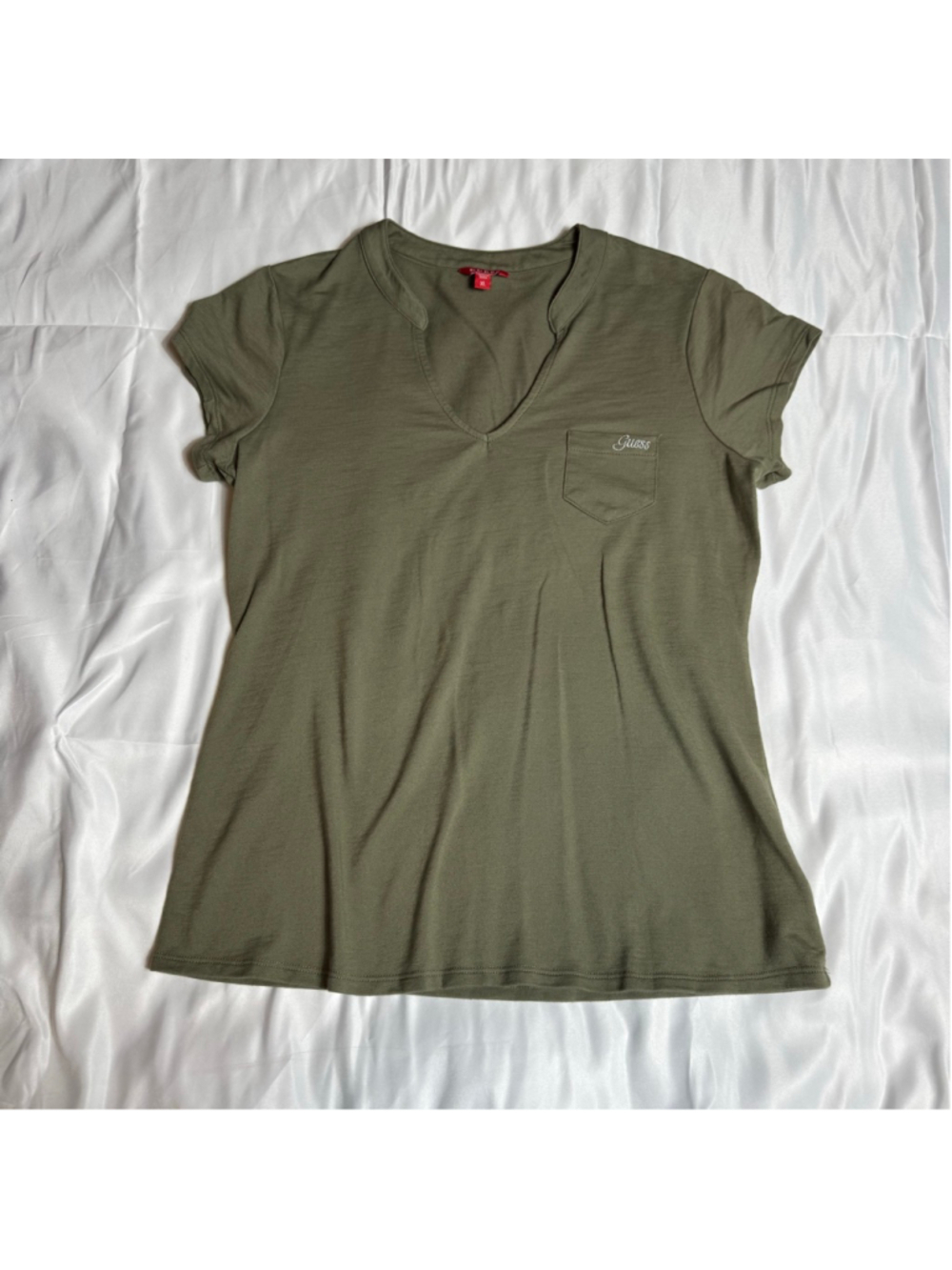 Women's Guess Green Short Sleeve V-Neck Tee XL